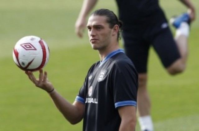 Daily Mail: Ливърпул готов да върне Анди Керъл на Нюкасъл