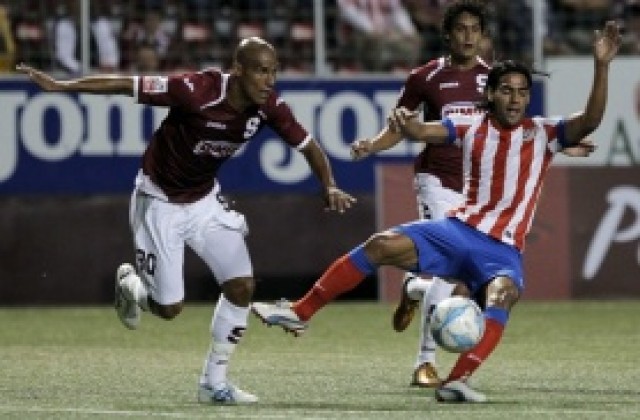 Фалкао: Мога да бия Меси и Роналдо за Пичичи