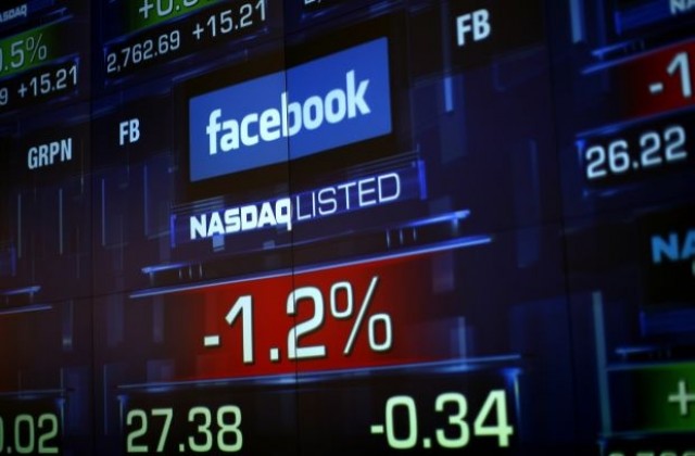 Акциите на Facebook се сринаха под 20 долара