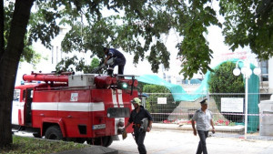 Възрастен севлиевец по невнимание подпали кола и три гаража