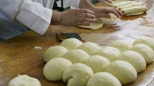 Брашното и олиото поскъпват