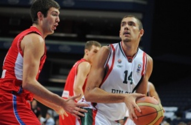 България загуби достойно в тежка битка със Сърбия, още има шанс за Световно