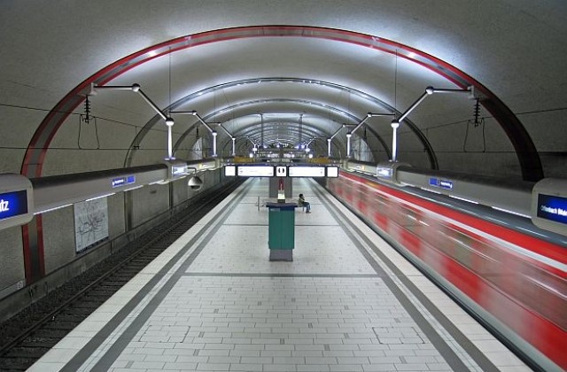 За първи път метро тръгна в азиатската част на Истанбул