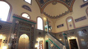 Спряха ремонта на столичната джамия заради стара пукнатина