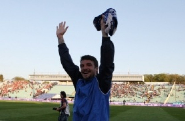 Йовов и Мюлдер влязоха в групата, в нея се завърна единият близнак