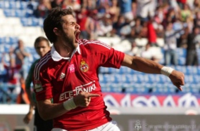 ВИДЕО: Генков спаси Висла със страхотен гол в последната минута