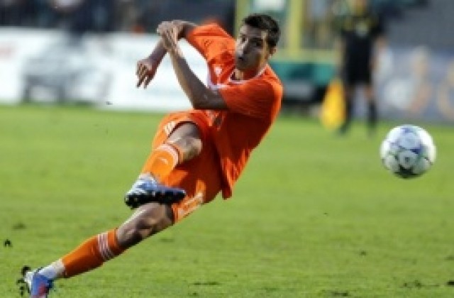 Локо Пд изкопчи само точка от Литекс в здрав мач на Лаута