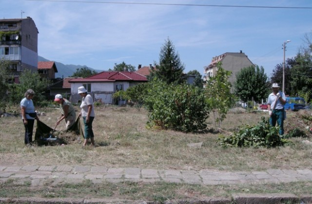 Общински терен почистен след сигнал