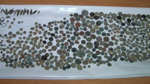 Контрабандно иманярско съкровище е задържано на Лесово