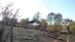 Огнен ад в Александрово пожарът погълна къщи и стопански постройки