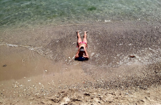 Жегата не подминава Варна, кодът вече е жълт