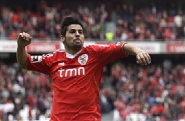 Ливърпул спасява бивш играч на Барселона от Бенфика