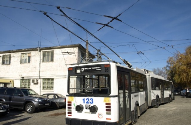 Спират тока на тролеите в Пловдив