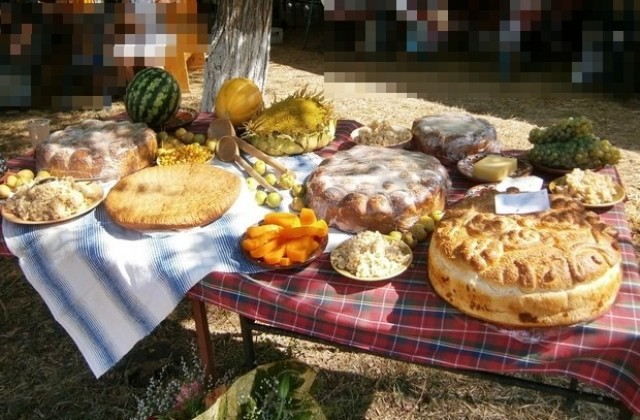 Изложба От градината в чинията редят в Любимец