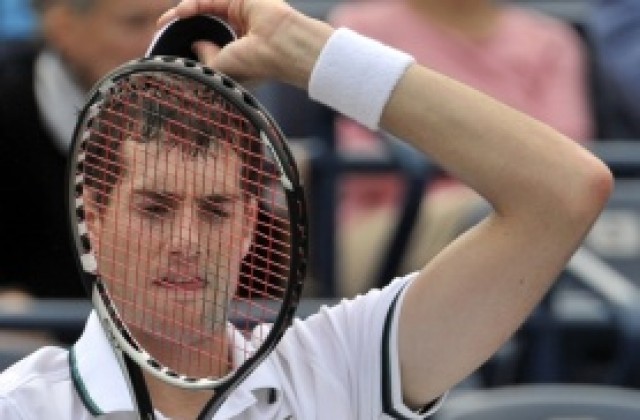 Шампионът Иснър се класира за 1/4-финалите в Уинстън-Сейлъм