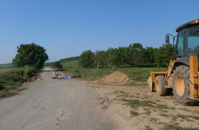 Държавата отпусна пари за четвъртокласните пътища в Силистренско