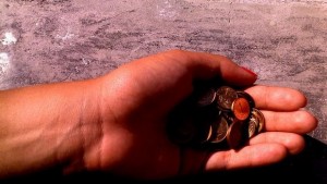 Вярвате ли на апостолите на уличната благотворителност