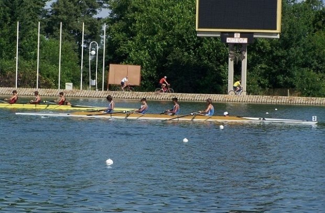 Спасиха от удавяне в Гребния канал на Пловдив баба и внуче