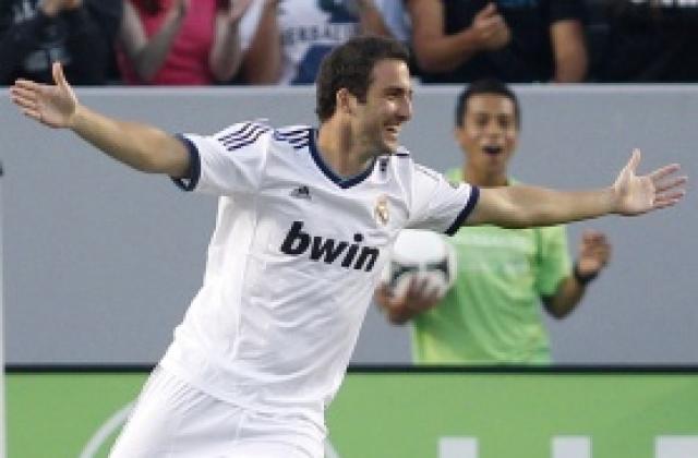 Моуриньо крие състава до последно