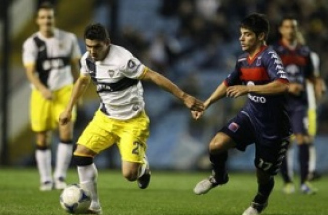 Затвориха стадиона на Бока след нови безредици с феновете