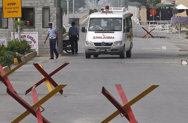 Десетки убити и ранени при въздушен удар на САЩ в Пакистан