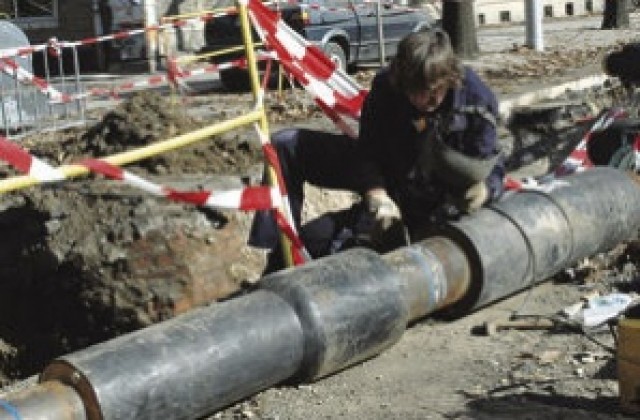 Подмяната на водопровод по Хасковска няма да затвори пътя