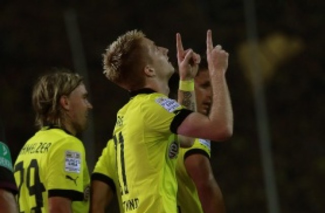 ВИДЕО: Борусия Дортмунд стартира по шампионски