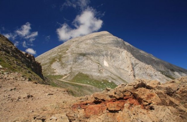 Планинари изкачват Вихрен в памет на Пройката