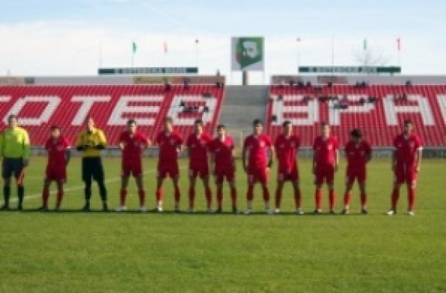 Ботев Враца започва от облеклото, дано да стигне и до играта