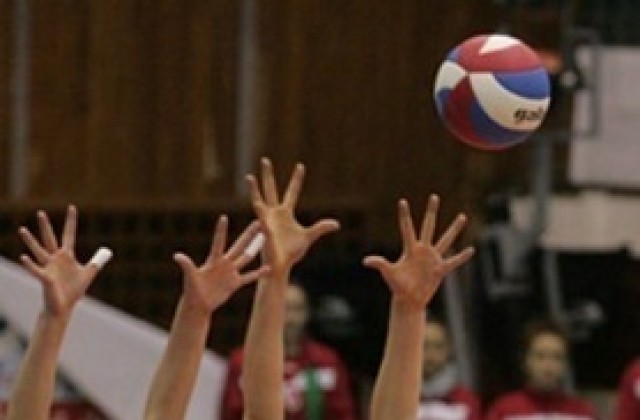 Две българки преминаха в елитния френски Истр