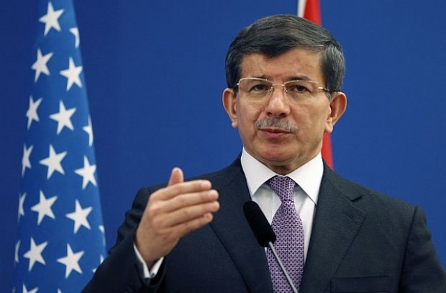 Падането от власт на Асад е въпрос на седмици според турския външен министър