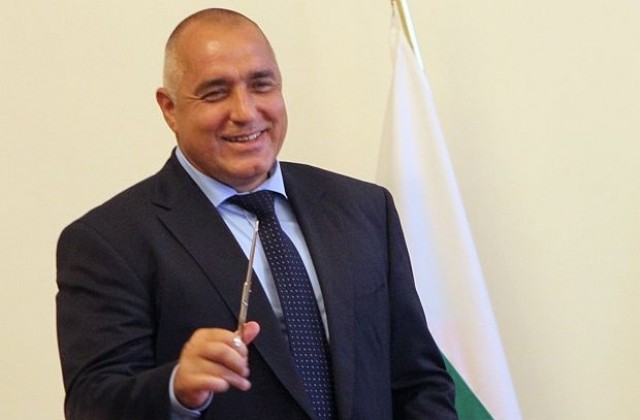 Борисов се погаври с БСП, червен лидер му отговори, че „простотията няма граници”