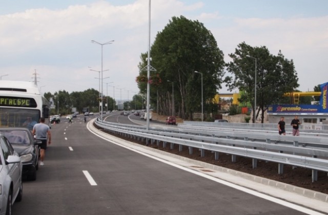 Още една отсечка от автомагистрала Тракия ще заработи от утре