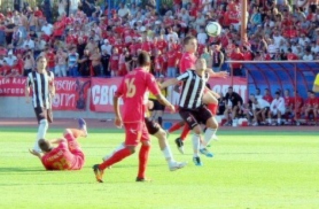 ЦСКА отново не успя да победи, 0:0 срещу Локо Пд