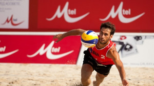 Българска двойка на полуфинала на турнира по плажен волейбол