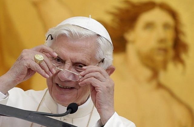 Папа Бенедикт обвини Юда Искариотски в лицемерие