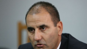 Българин е наел екипажа на кораба Свети Николай разкри Цветанов