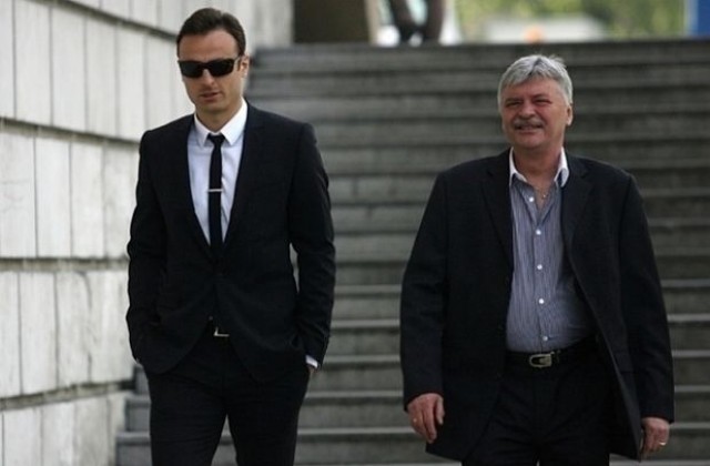 Ювентус: Бербатов ни отказа, избра Фулъм заради жена си и Мартин Йол