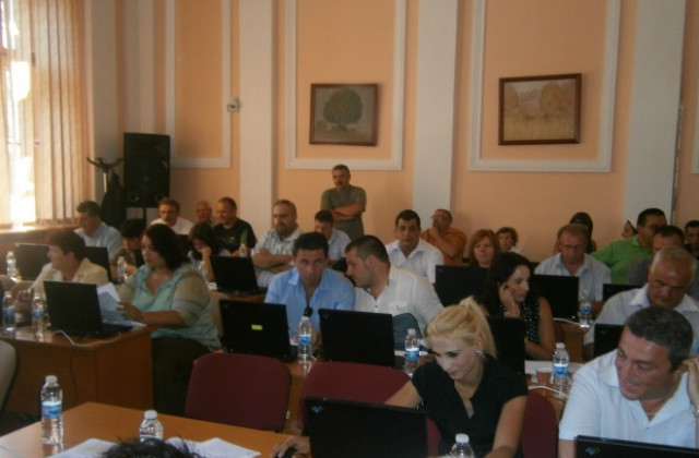 7 куб. дървесина от общинската гора при максимум 200 лв. доход на член от семейството