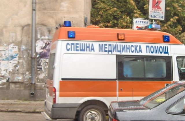 Четирима в болницата след катастрофа тази сутрин