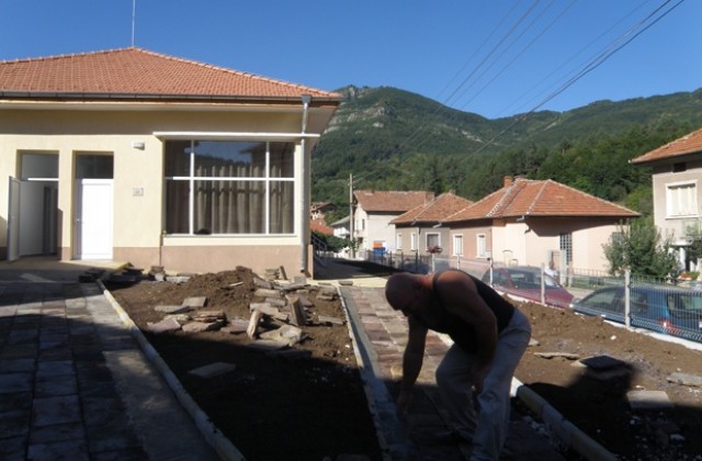 Приключи текущата проверка по „Малки граждански инициативи 2012