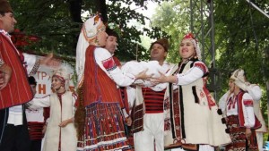 Първи фолклорен фестивал в Сандрово