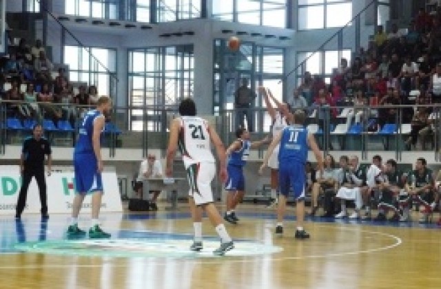 ВИДЕО: България показа на Азербайджан каква е разликата, запазихме шанс за Евробаскет