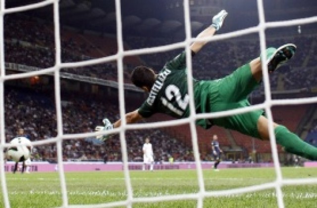 ВИДЕО: Рома удари Интер в Милано, Наполи, Лацио и Сампдория с нови победи