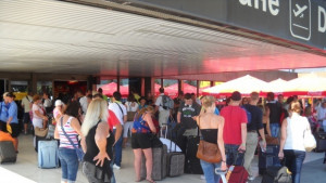 Милионния си пътник чака Летище Варна