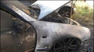Запалиха Мерцедес в Шумен обгоряха и други две коли