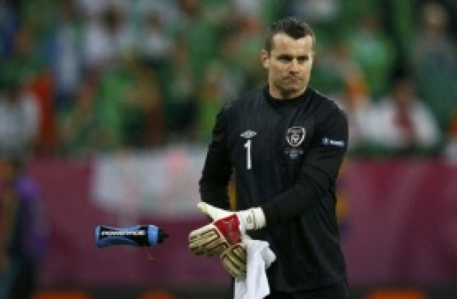 Шей Гивън проплака от отношението към него в Астън Вила