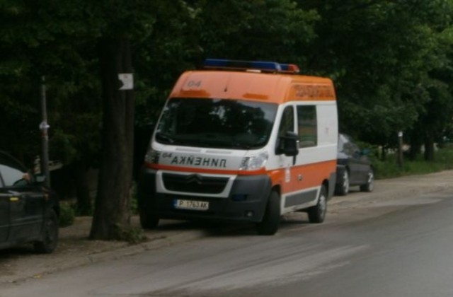 Пешеходка със счупен нос след пътен инцидент