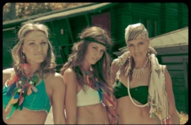 СНИМКИ: Три спортни красавици станаха модели на бижута