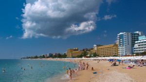 Хотели удовлетворяват летовници след намесата на КЗП